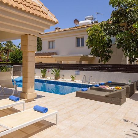 Villa Malama Paralimni Ngoại thất bức ảnh