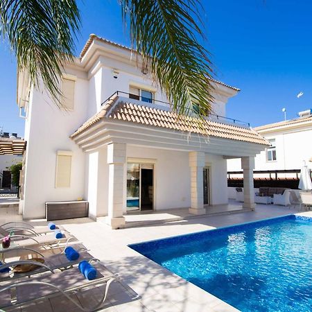 Villa Malama Paralimni Ngoại thất bức ảnh