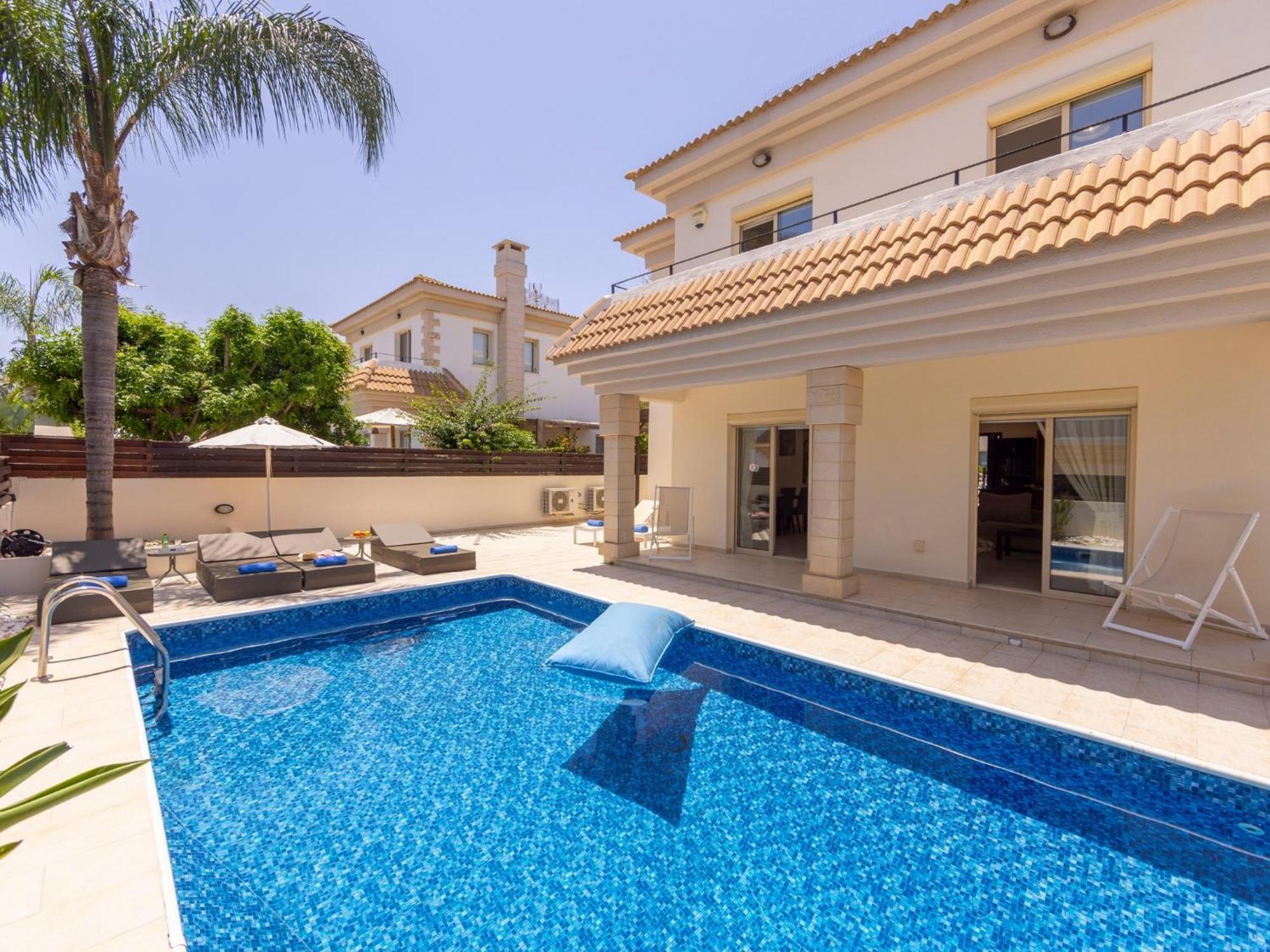 Villa Malama Paralimni Ngoại thất bức ảnh