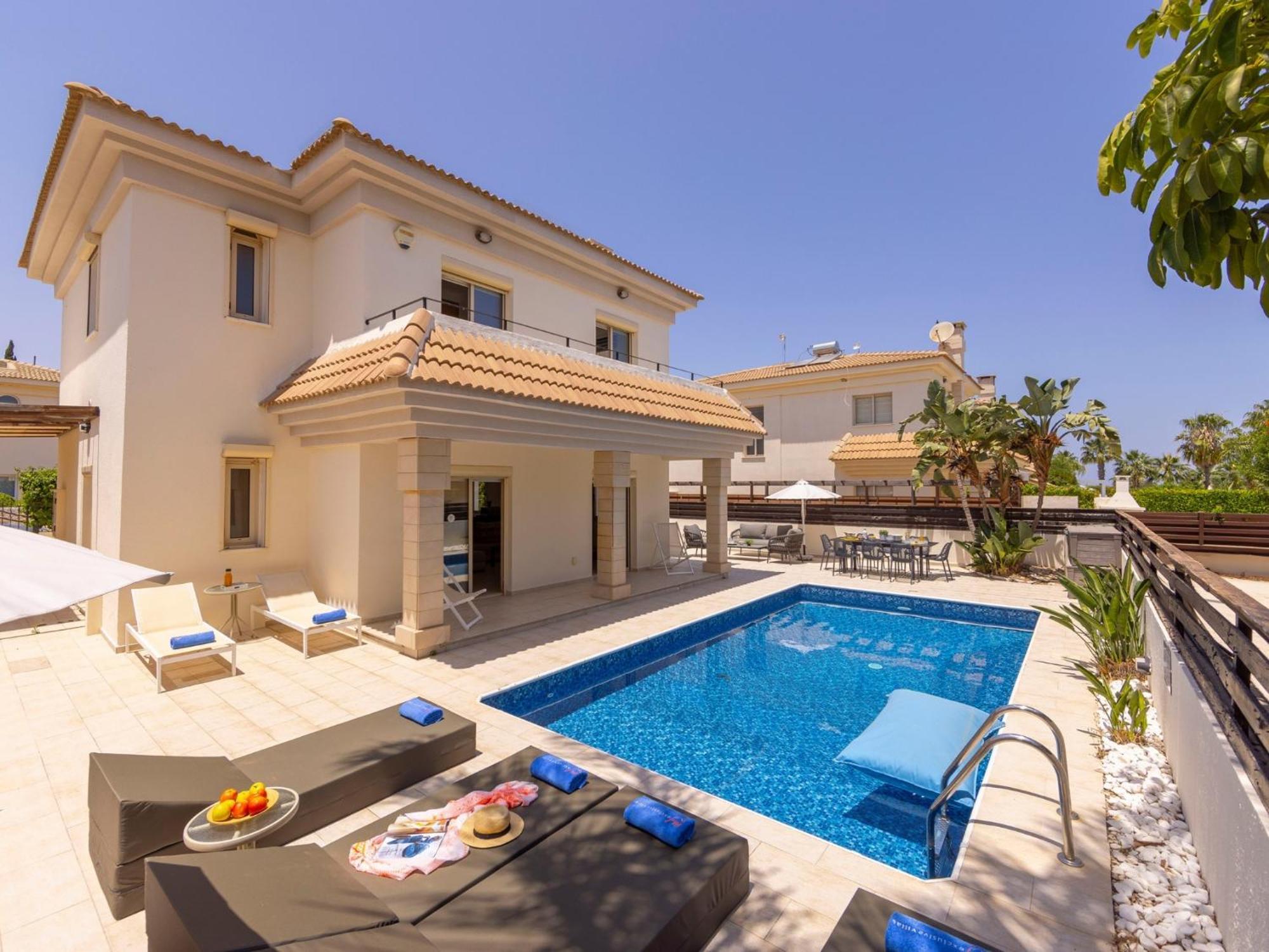 Villa Malama Paralimni Ngoại thất bức ảnh