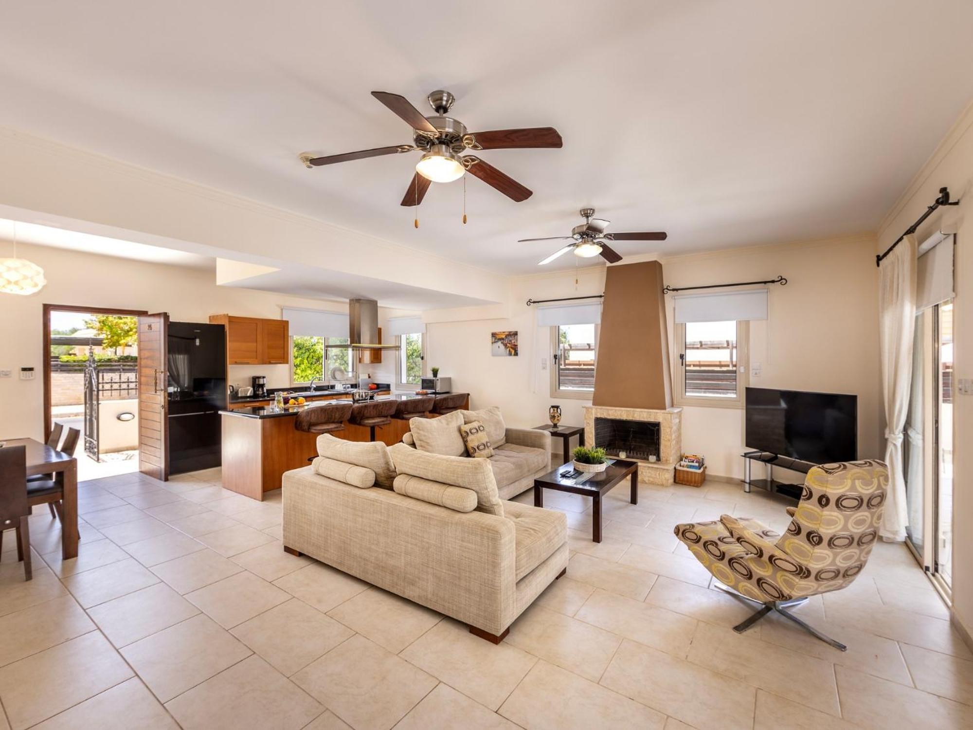 Villa Malama Paralimni Ngoại thất bức ảnh