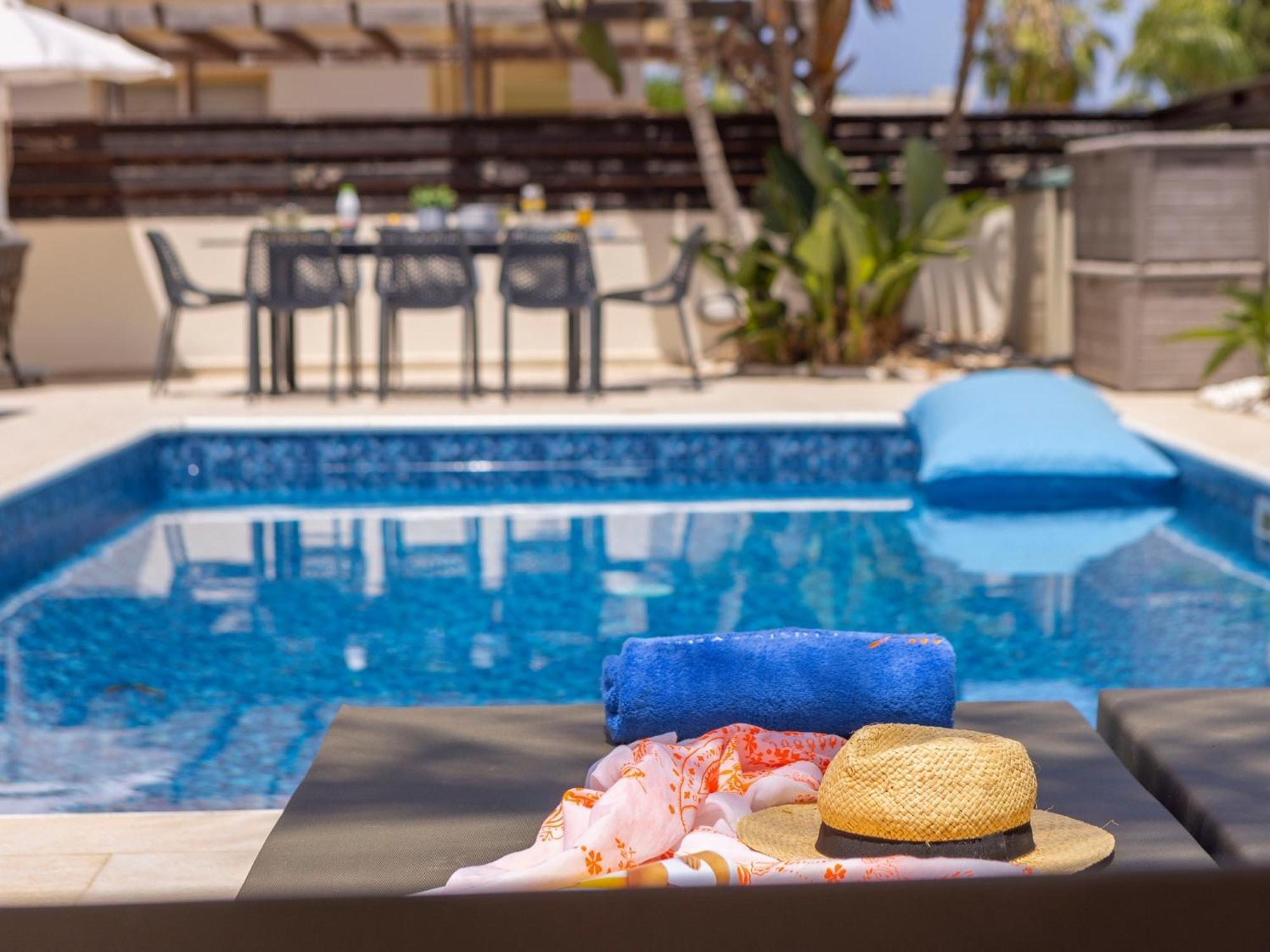 Villa Malama Paralimni Ngoại thất bức ảnh