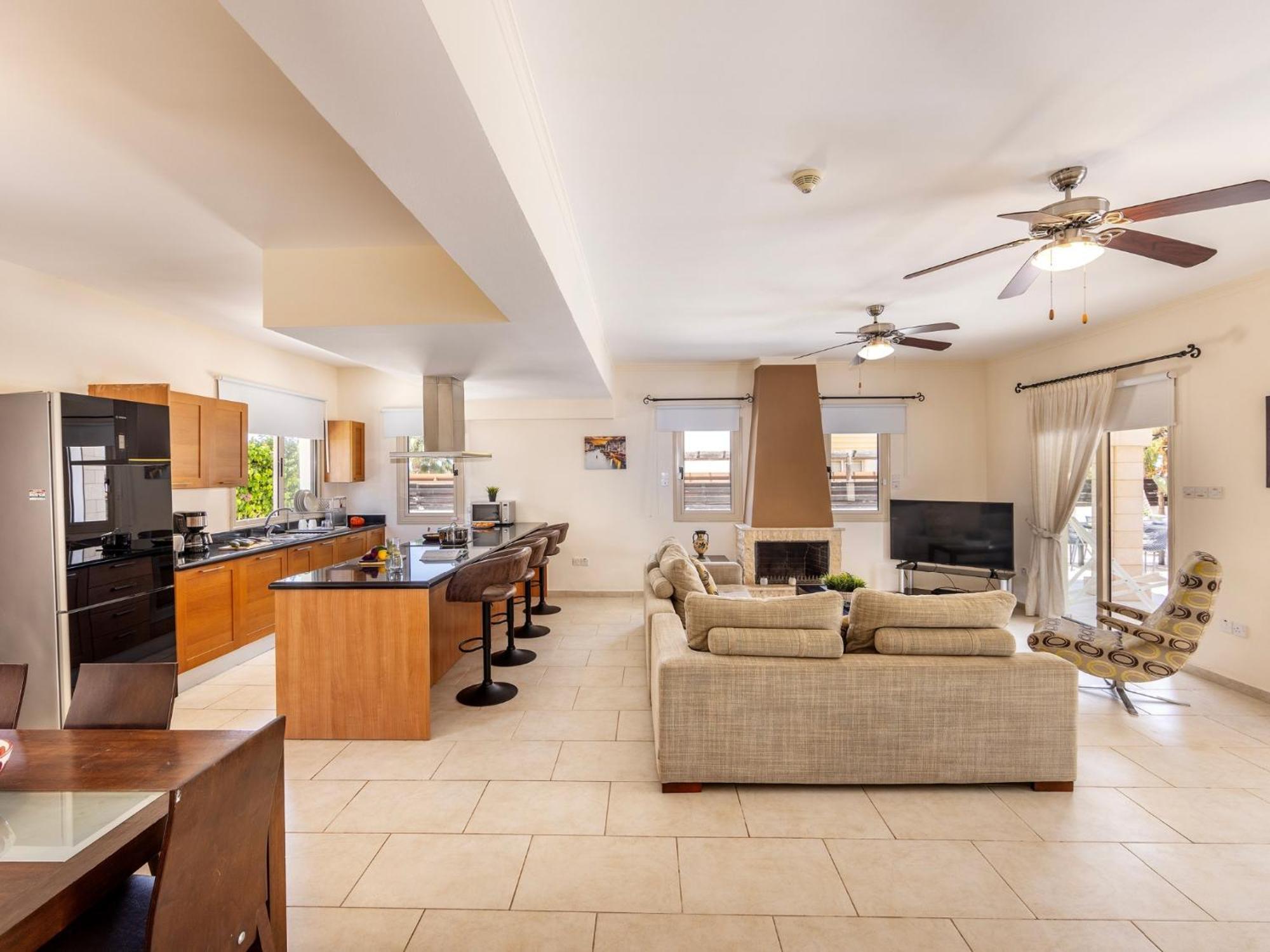 Villa Malama Paralimni Ngoại thất bức ảnh