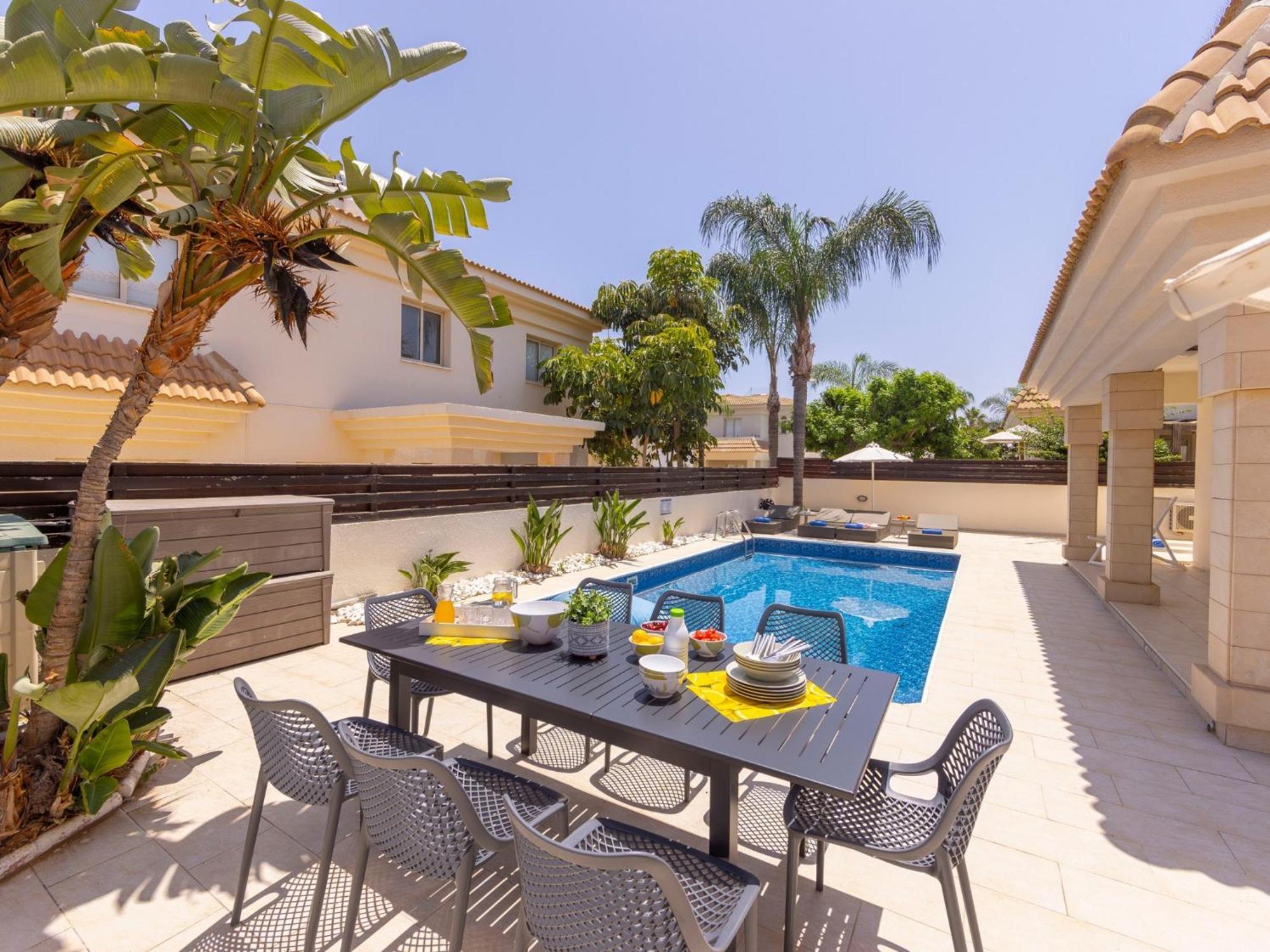 Villa Malama Paralimni Ngoại thất bức ảnh
