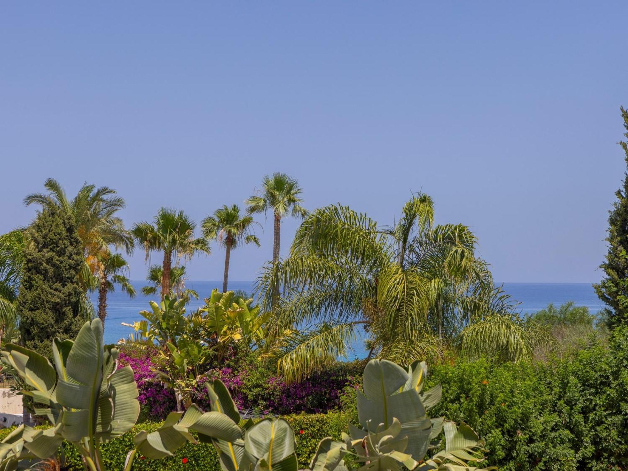 Villa Malama Paralimni Ngoại thất bức ảnh