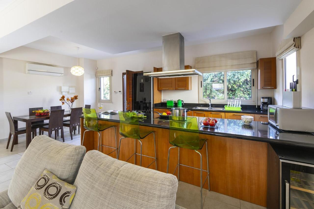 Villa Malama Paralimni Ngoại thất bức ảnh