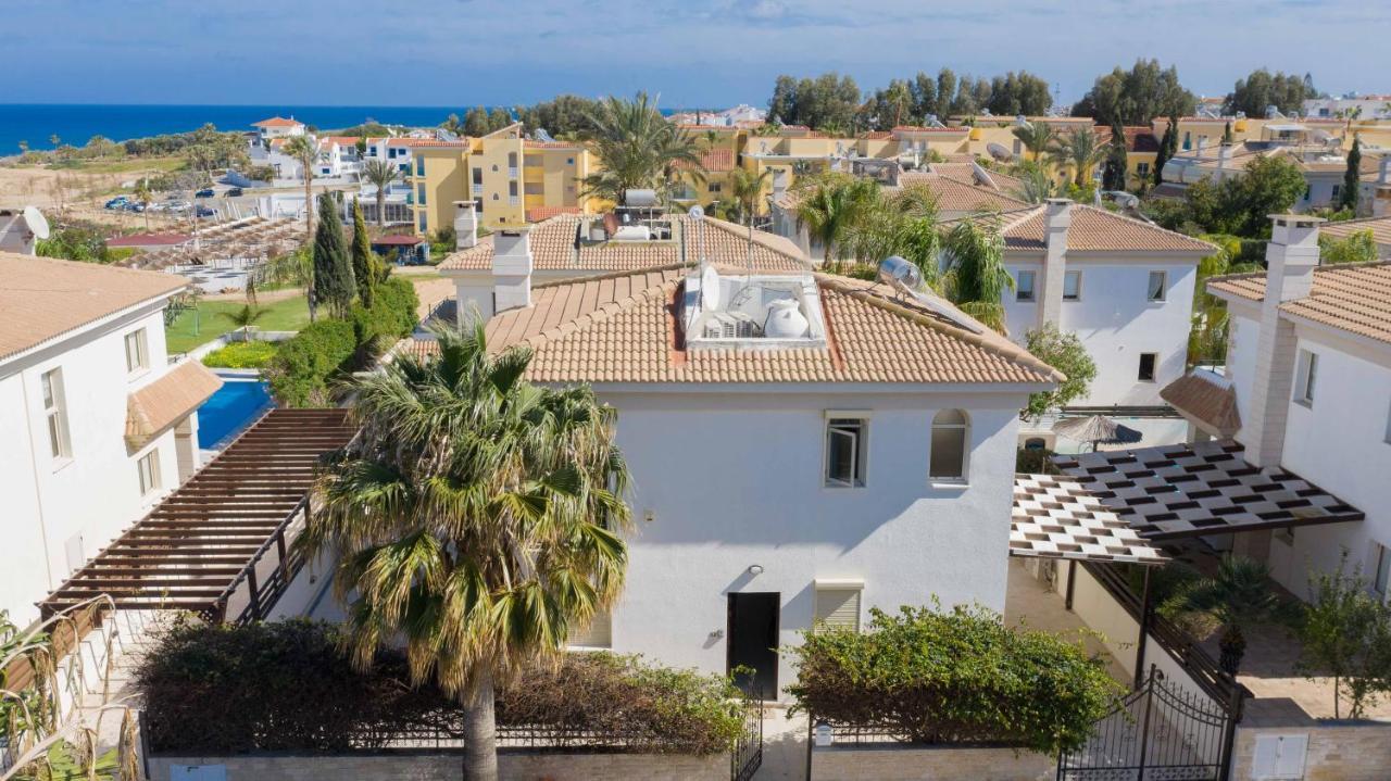 Villa Malama Paralimni Ngoại thất bức ảnh